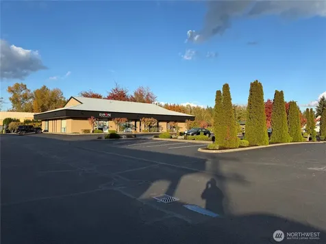 1725 Continental Place Mount Vernon WA 98273