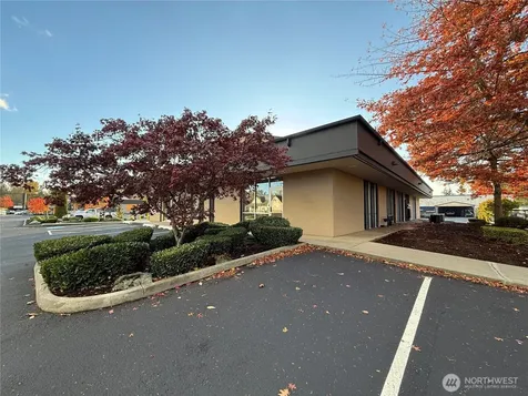 1725 Continental Place Mount Vernon WA 98273