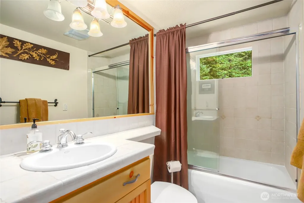 22 Alpental Street Snoqualmie Pass WA 98068