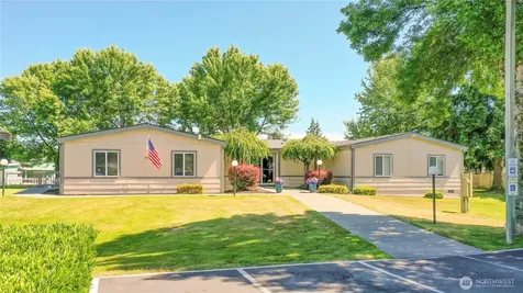 14727 43rd Avenue NE Marysville WA 98271