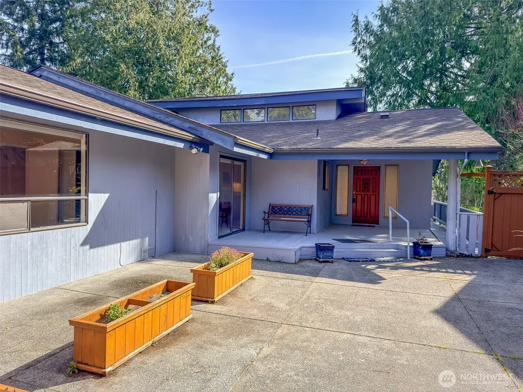 291 Pioneer Drive Port Ludlow WA 98365
