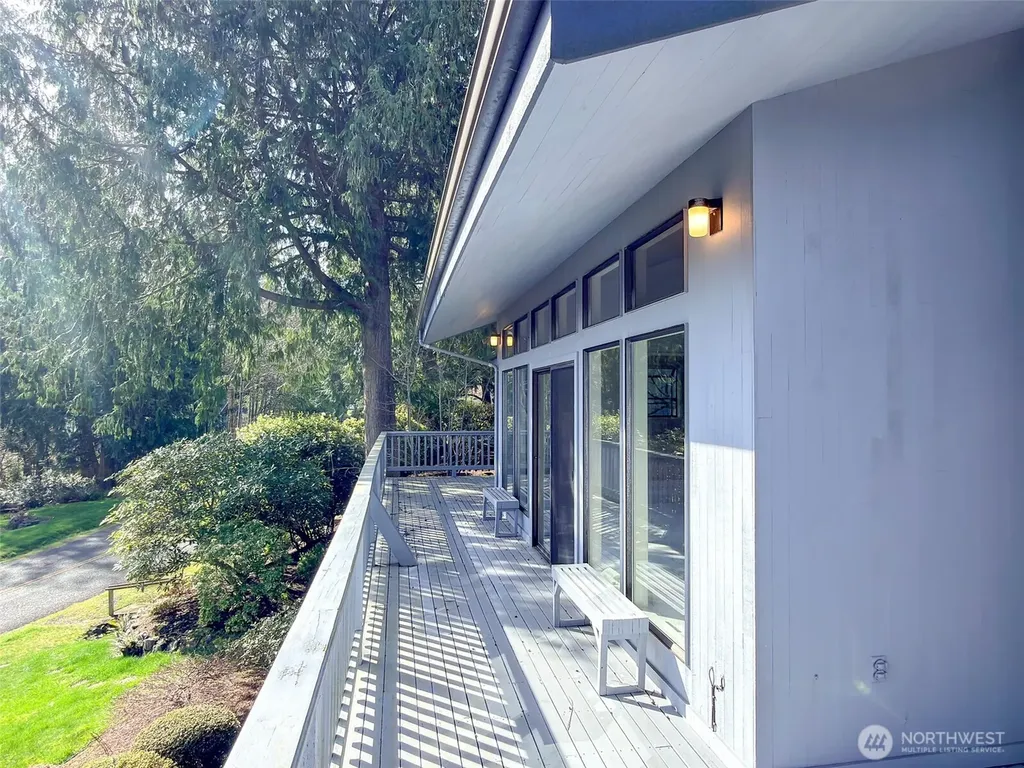 291 Pioneer Drive Port Ludlow WA 98365