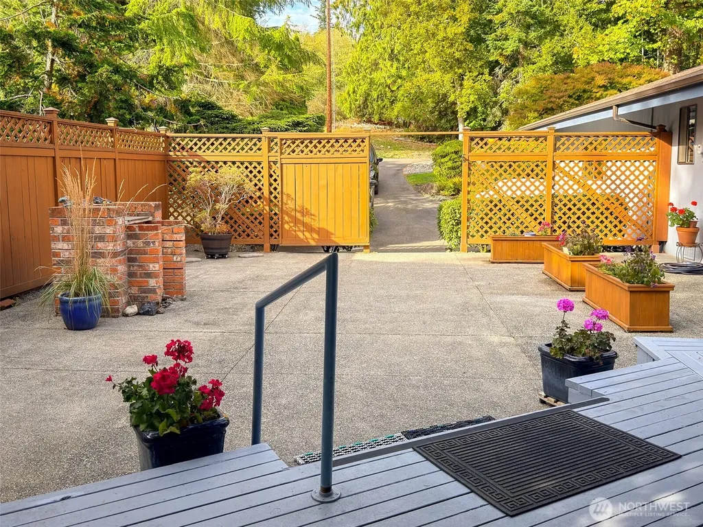 291 Pioneer Drive Port Ludlow WA 98365