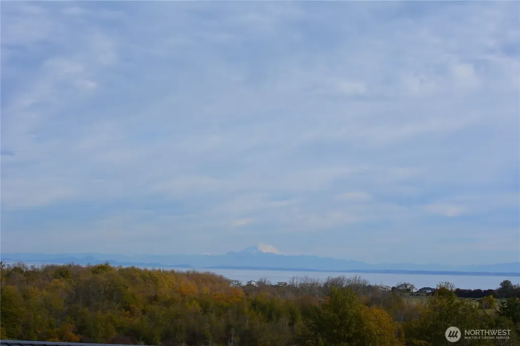 999 Moonlight Drive Sequim WA 98382