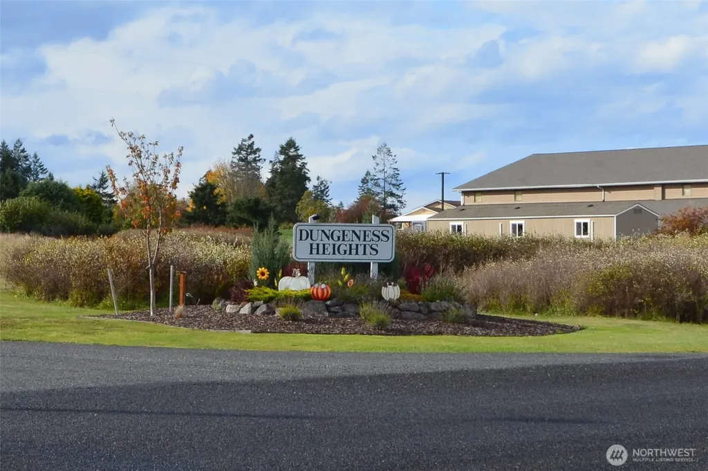 999 Moonlight Drive Sequim WA 98382