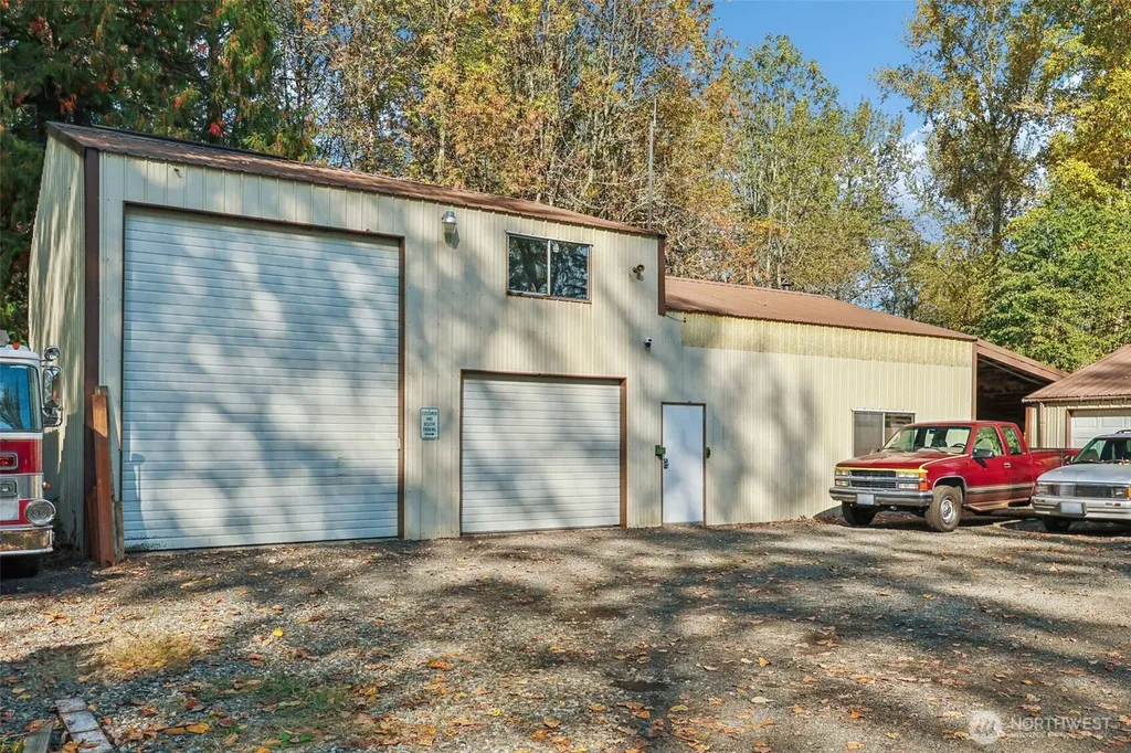 27515 Entwhistle Road E Buckley WA 98321