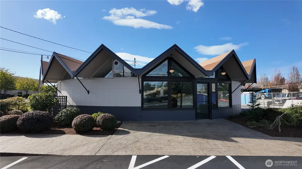 1881 S Burlington Boulevard S Burlington WA 98233