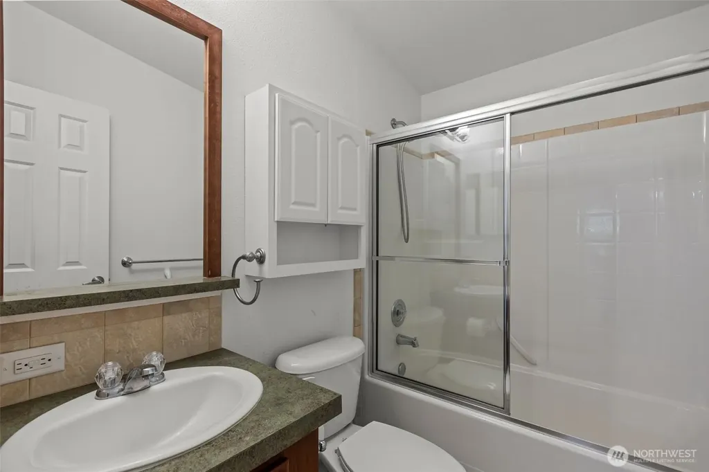 23914 66th Street E Buckley WA 98321