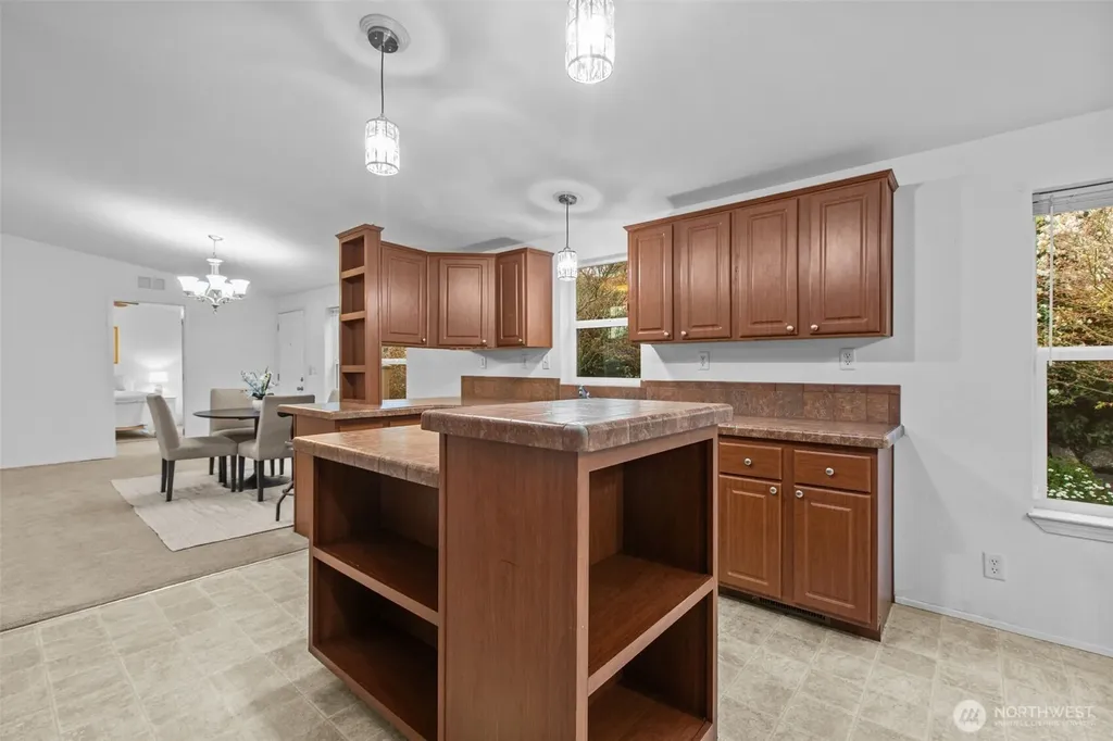 23914 66th Street E Buckley WA 98321