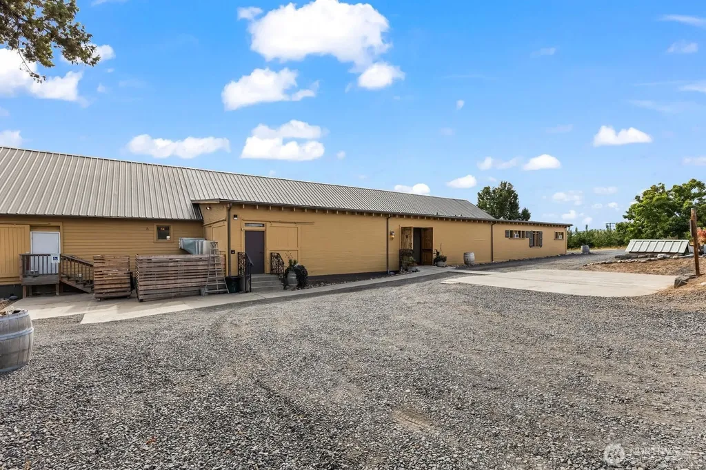 151 Rowe Hill Drive Naches WA 98937