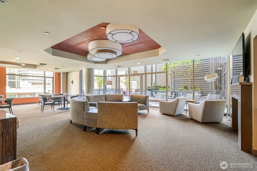 2033 2nd Avenue Seattle WA 98121