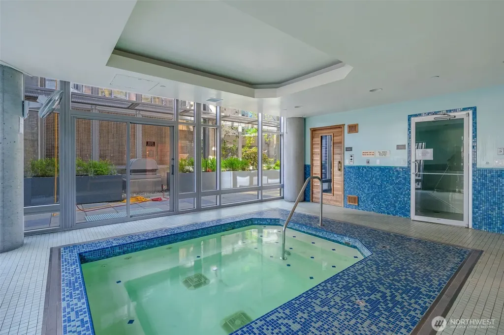 2033 2nd Avenue Seattle WA 98121