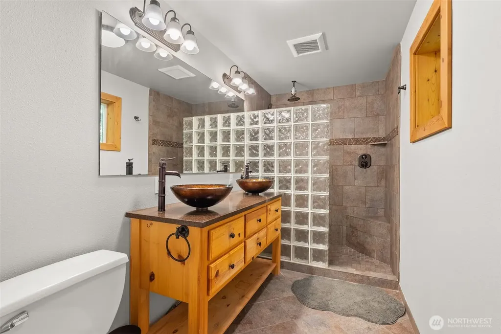 259 Tooley Road Toledo WA 98591