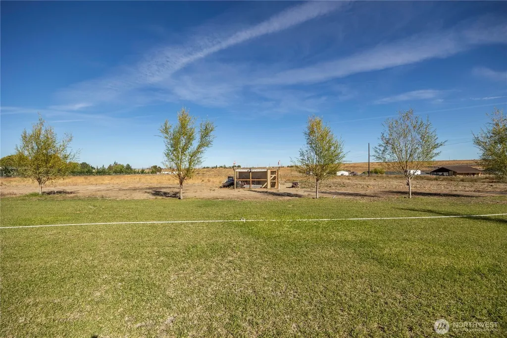 7814 NE D.7 Moses Lake WA 98837