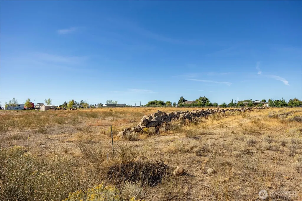 7814 NE D.7 Moses Lake WA 98837