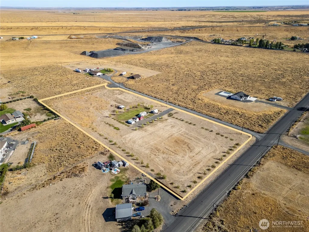 7814 NE D.7 Moses Lake WA 98837