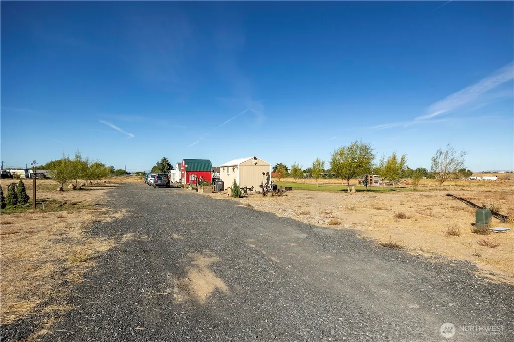 7814 NE D.7 Moses Lake WA 98837