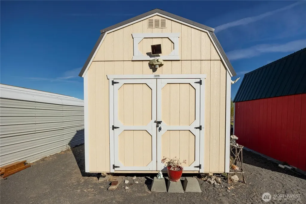 7814 NE D.7 Moses Lake WA 98837