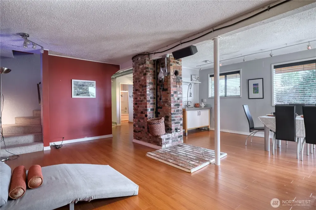 2045 Apa Road Point Roberts WA 98281