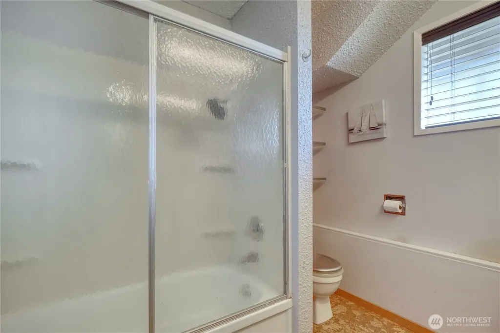 2045 Apa Road Point Roberts WA 98281