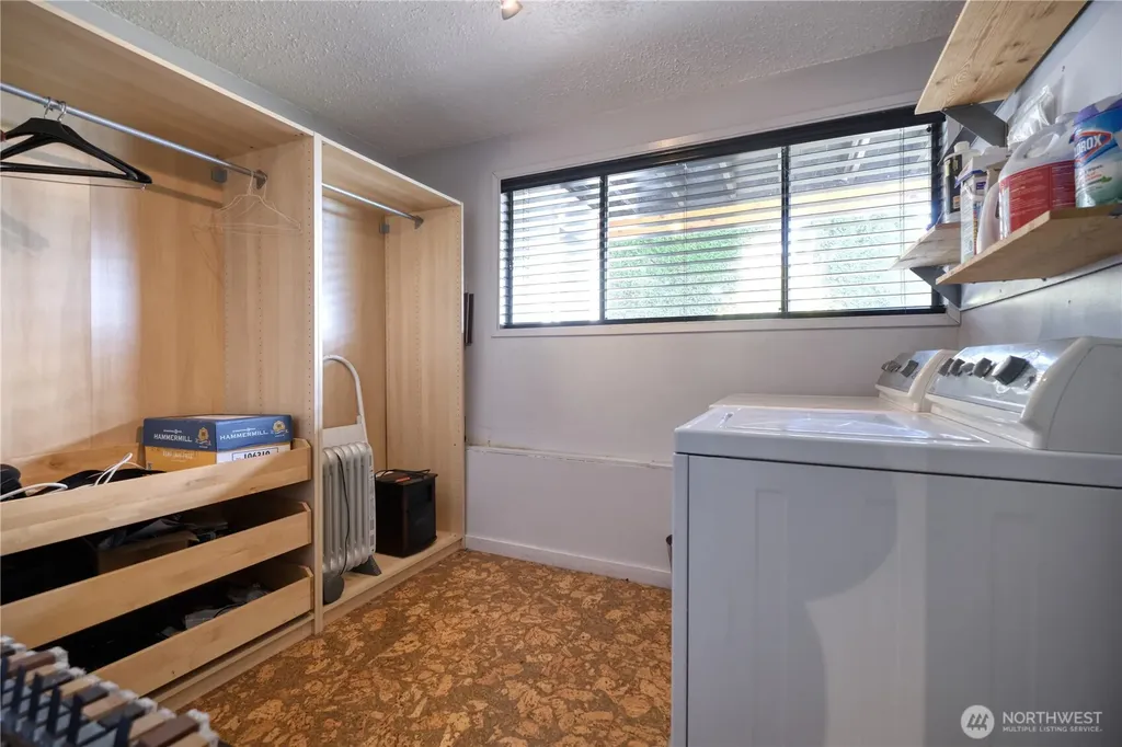 2045 Apa Road Point Roberts WA 98281