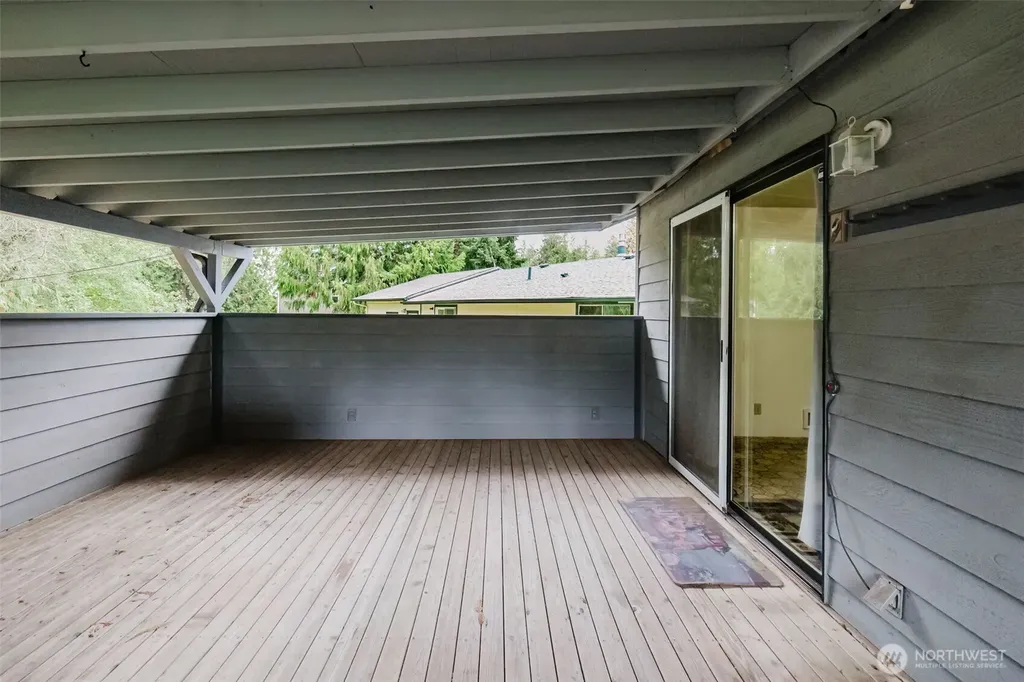 7600 Sandy Way NE Poulsbo WA 98370