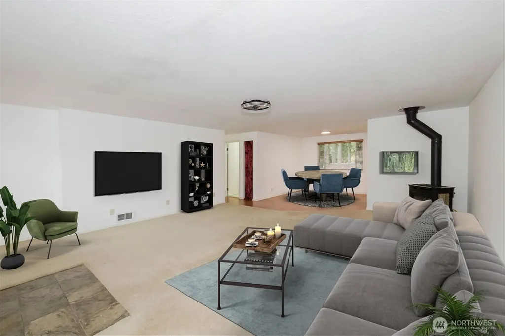7600 Sandy Way NE Poulsbo WA 98370