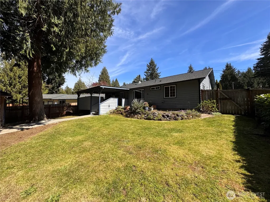 7600 Sandy Way NE Poulsbo WA 98370
