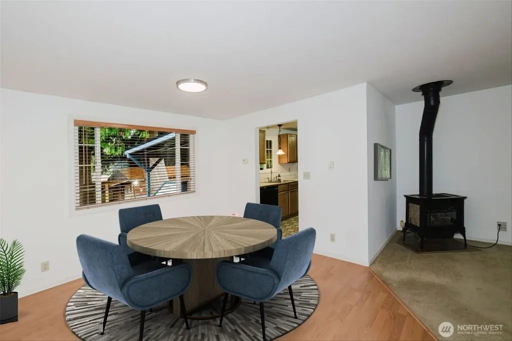7600 Sandy Way NE Poulsbo WA 98370