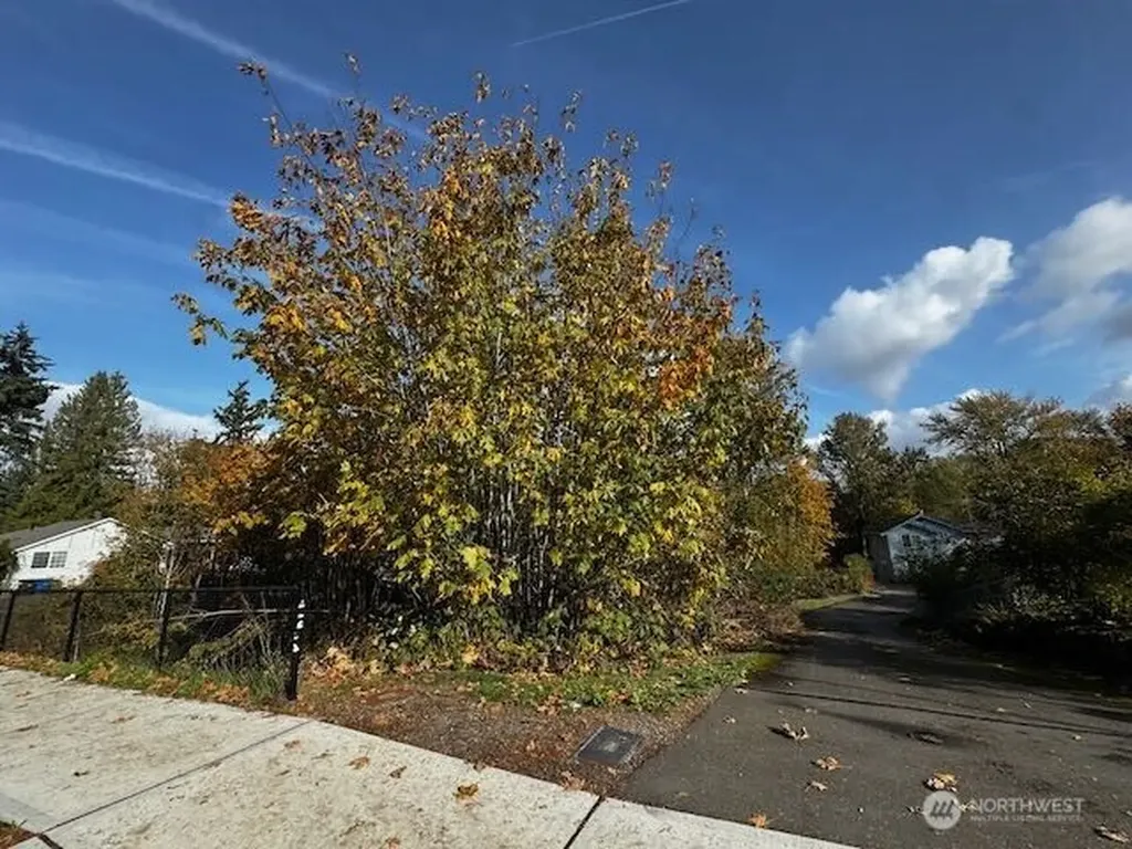 0 Military Road S Seatac WA 98198