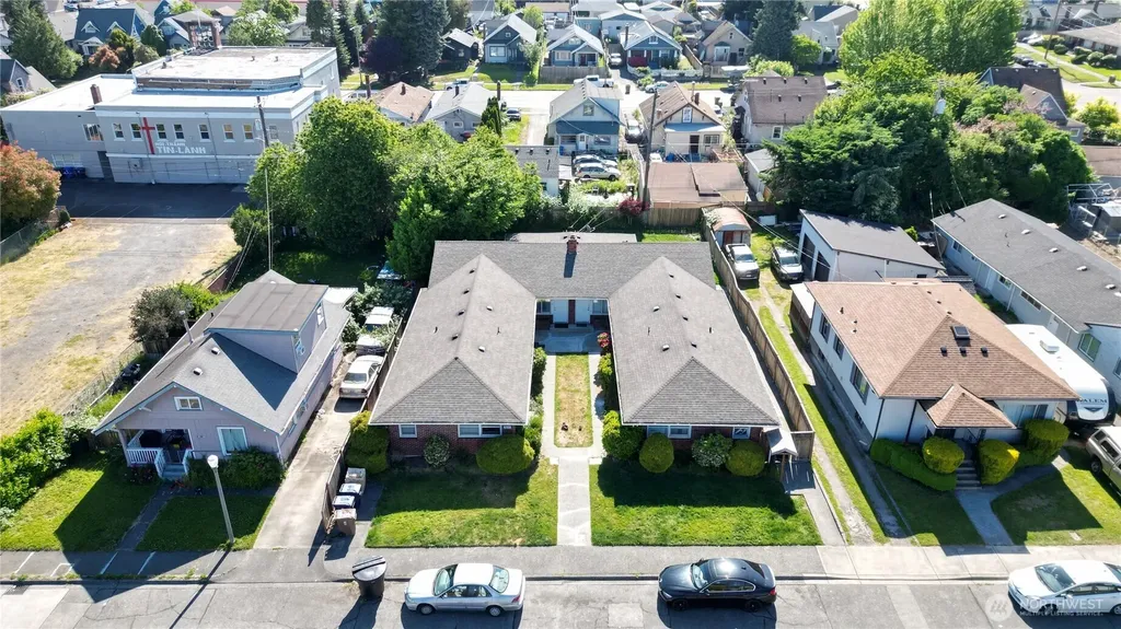 3841 S Park Avenue Tacoma WA 98418