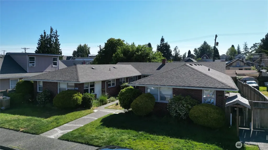 3841 S Park Avenue Tacoma WA 98418