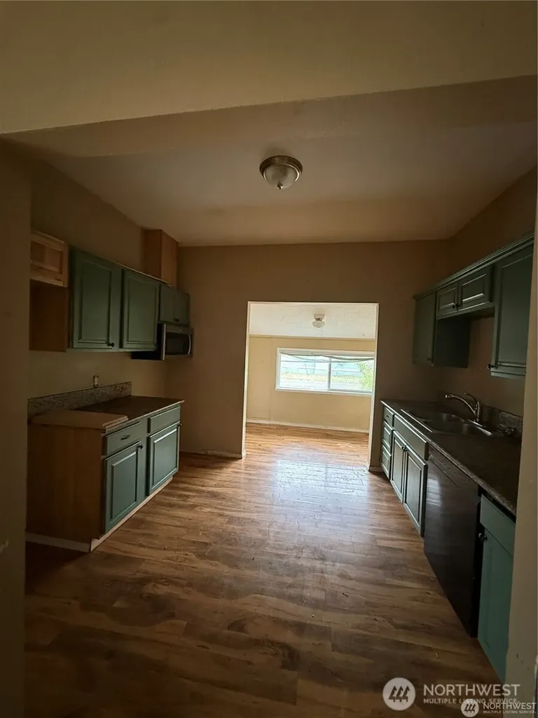 521 W King Street Aberdeen WA 98520