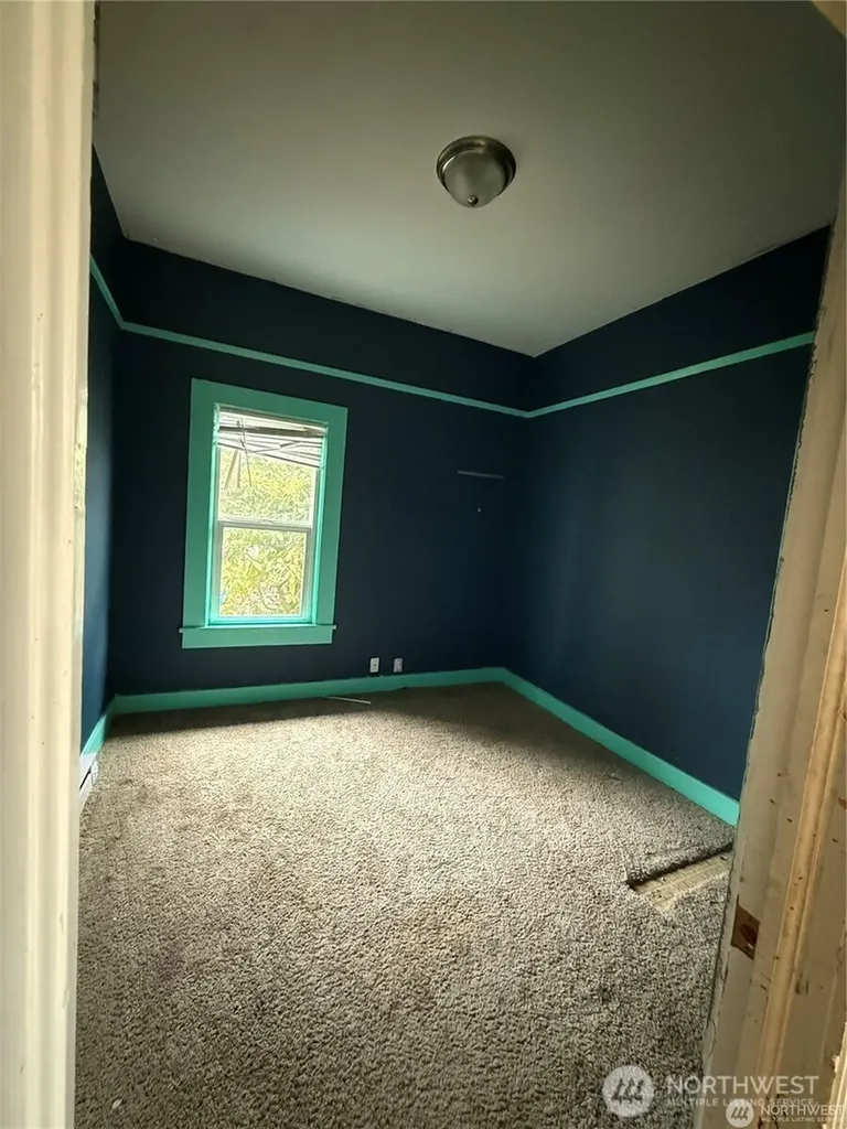 521 W King Street Aberdeen WA 98520