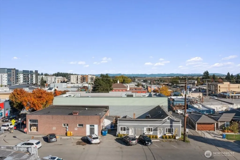 15212 9th Avenue SW Burien WA 98166