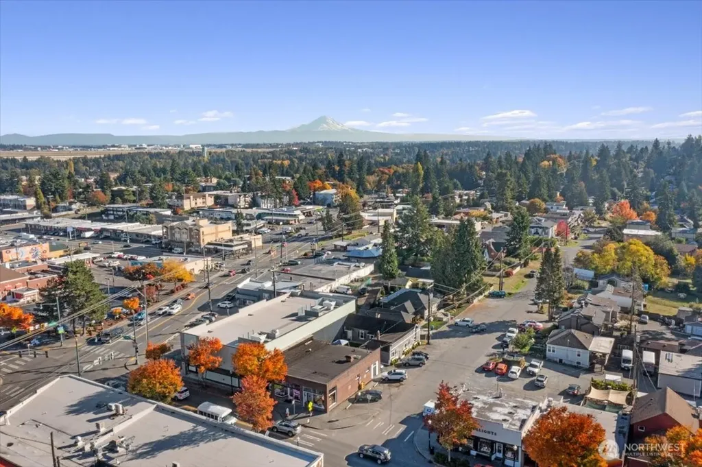 15212 9th Avenue SW Burien WA 98166