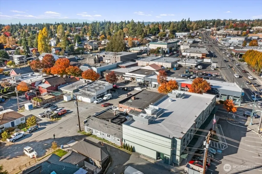 15212 9th Avenue SW Burien WA 98166