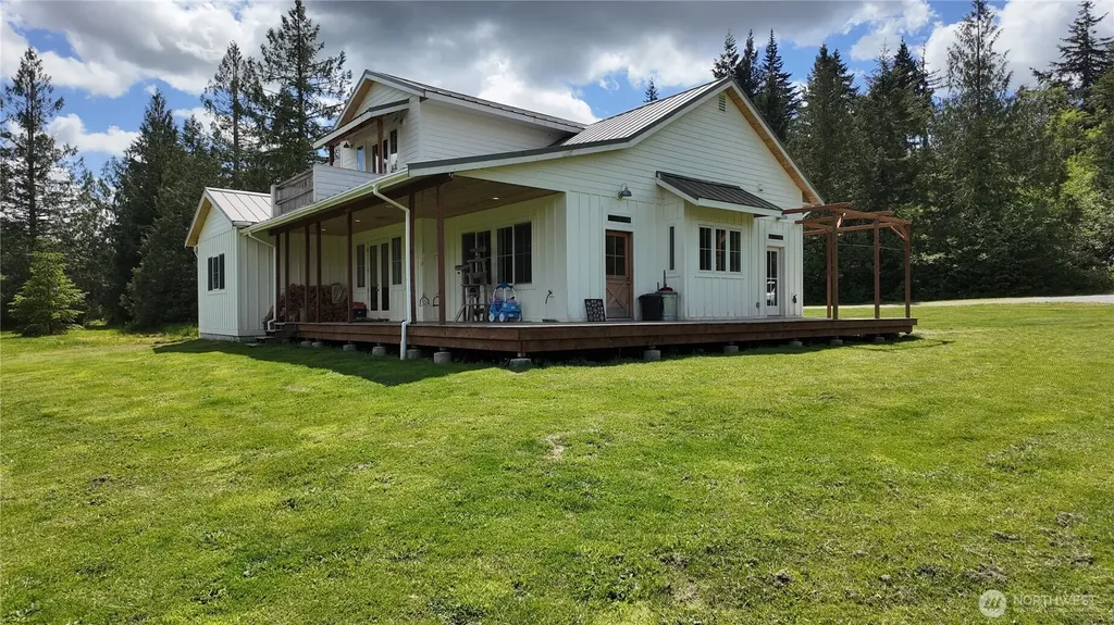 19011 Wildrose Lane Burlington WA 98233