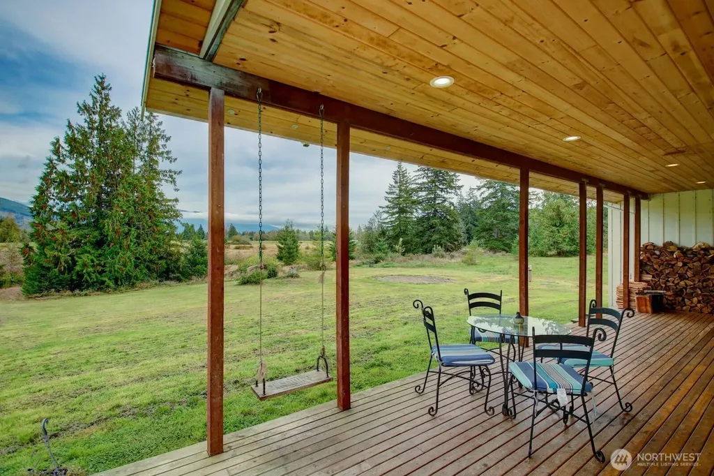19011 Wildrose Lane Burlington WA 98233