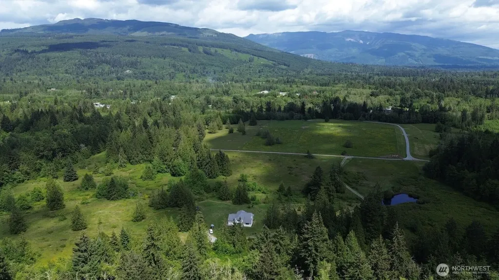 19011 Wildrose Lane Burlington WA 98233