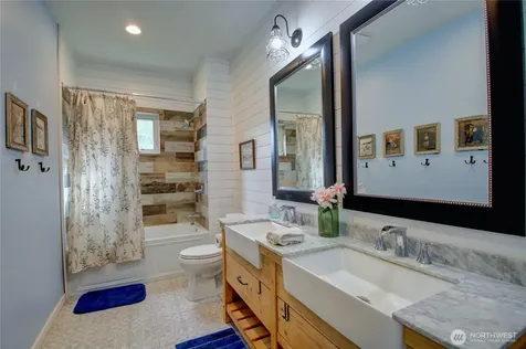 19011 Wildrose Lane Burlington WA 98233