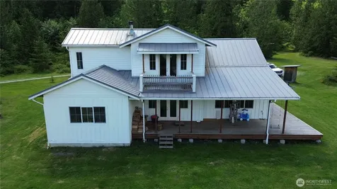 19011 Wildrose Lane Burlington WA 98233
