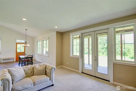 19011 Wildrose Lane Burlington WA 98233