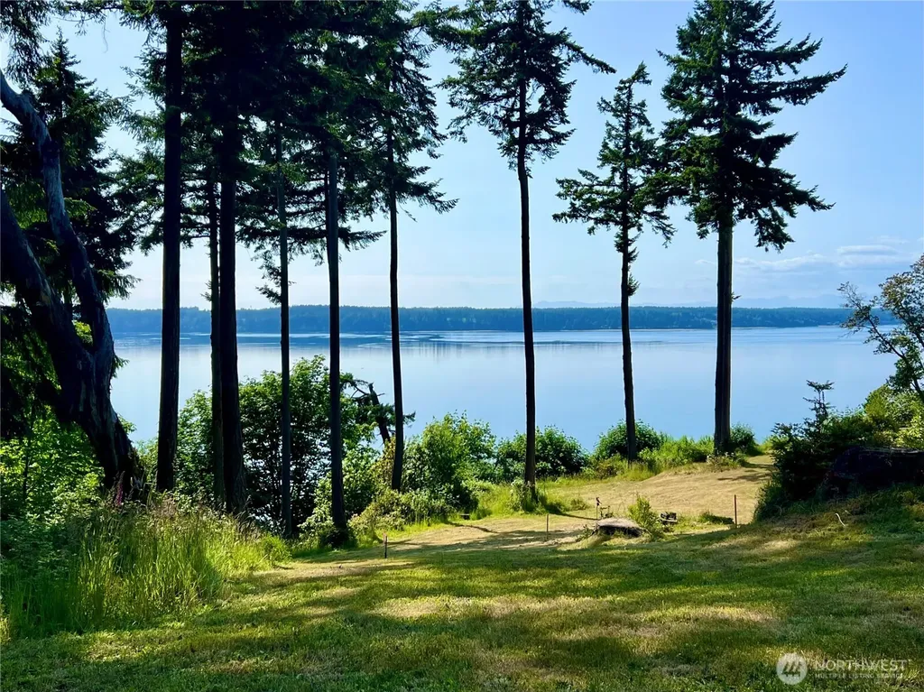 6908 190th Avenue SW Longbranch WA 98351