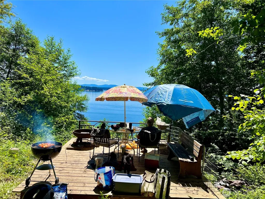 6908 190th Avenue SW Longbranch WA 98351