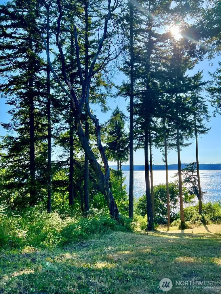 6908 190th Avenue SW Longbranch WA 98351