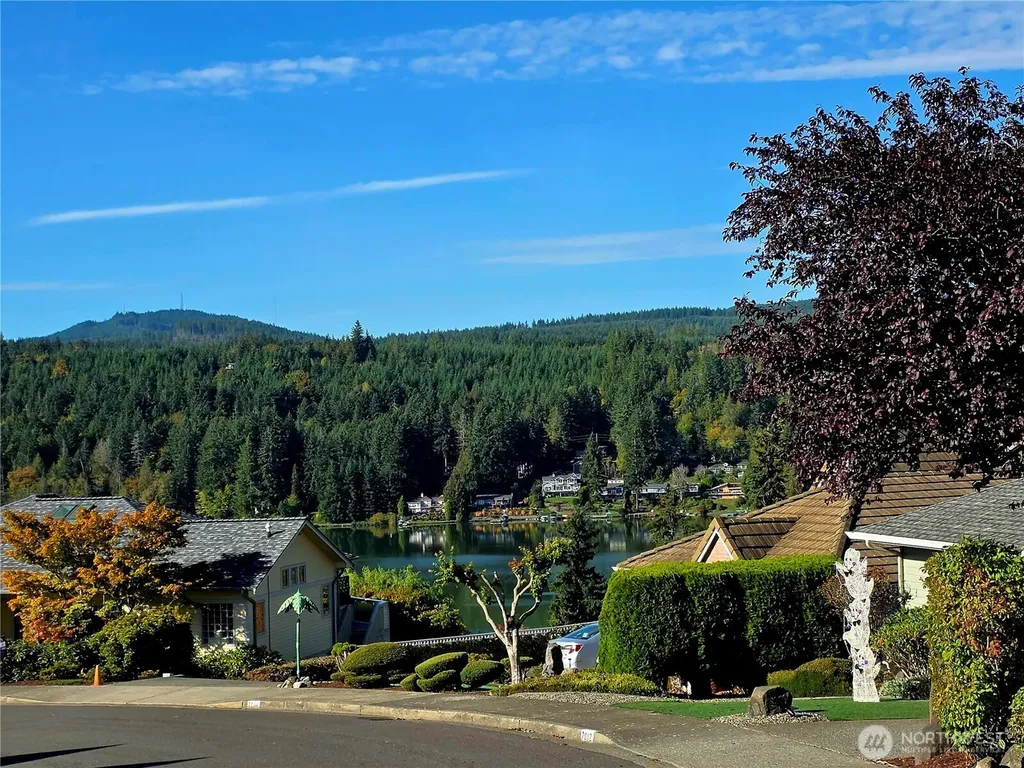 7010 Cormorant Place Bremerton WA 98312
