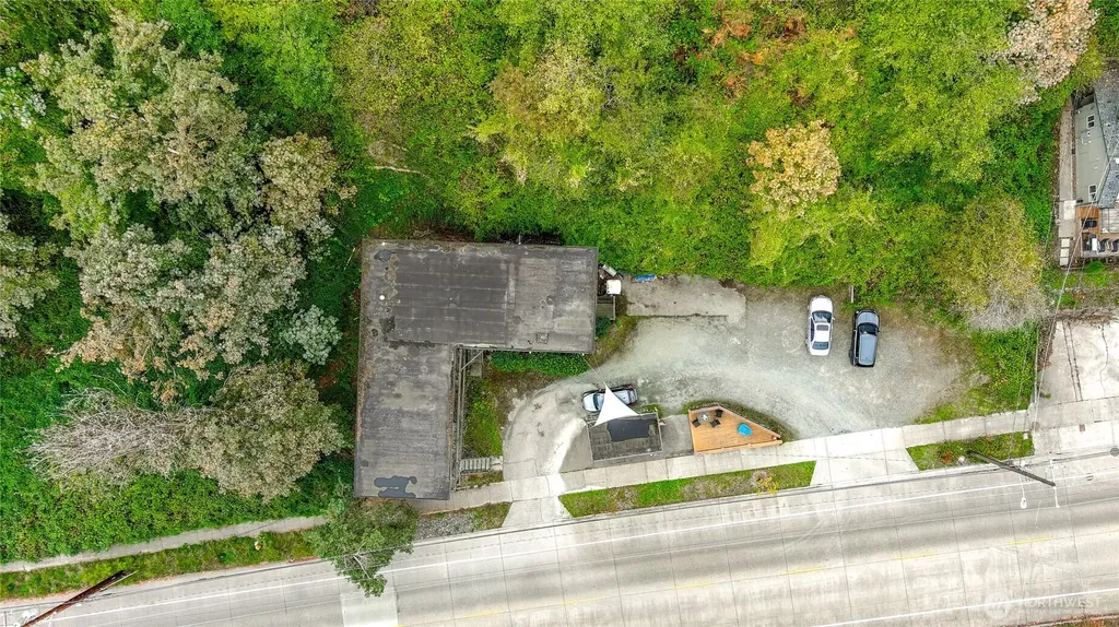 2255 Harbor Ave SW Seattle WA 98126