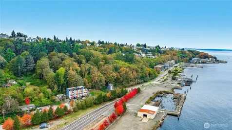 2255 Harbor Ave SW Seattle WA 98126