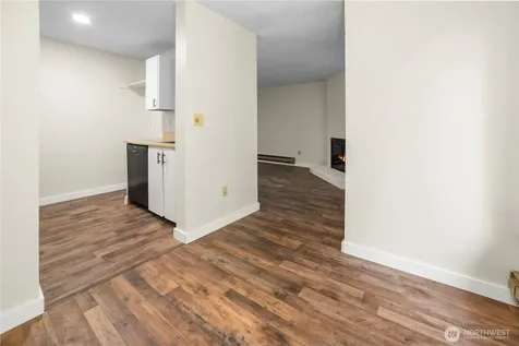 17516 149th Avenue SE Renton WA 98058